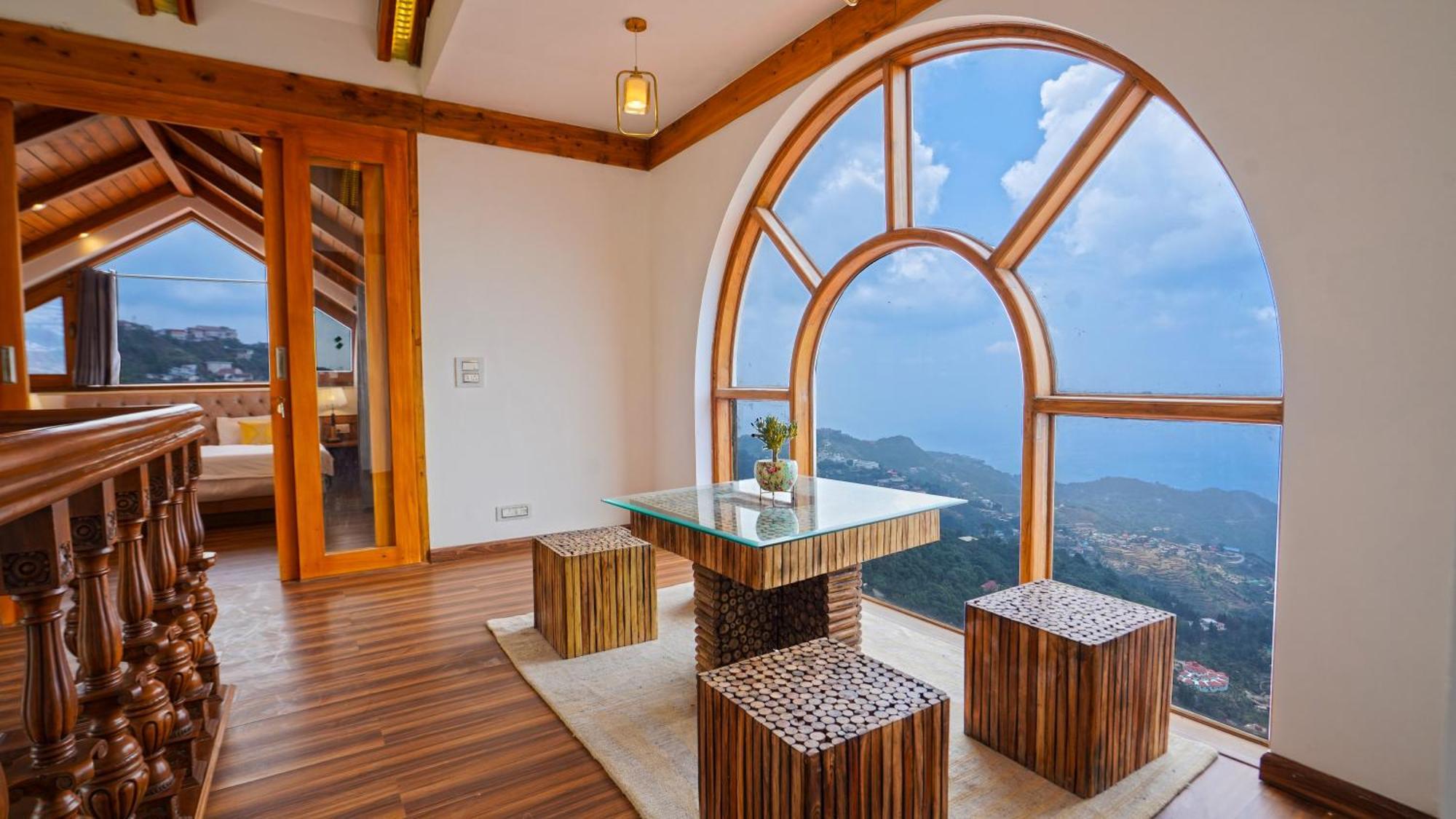 The Horizon Villa By Just Homestay 무소리에 외부 사진