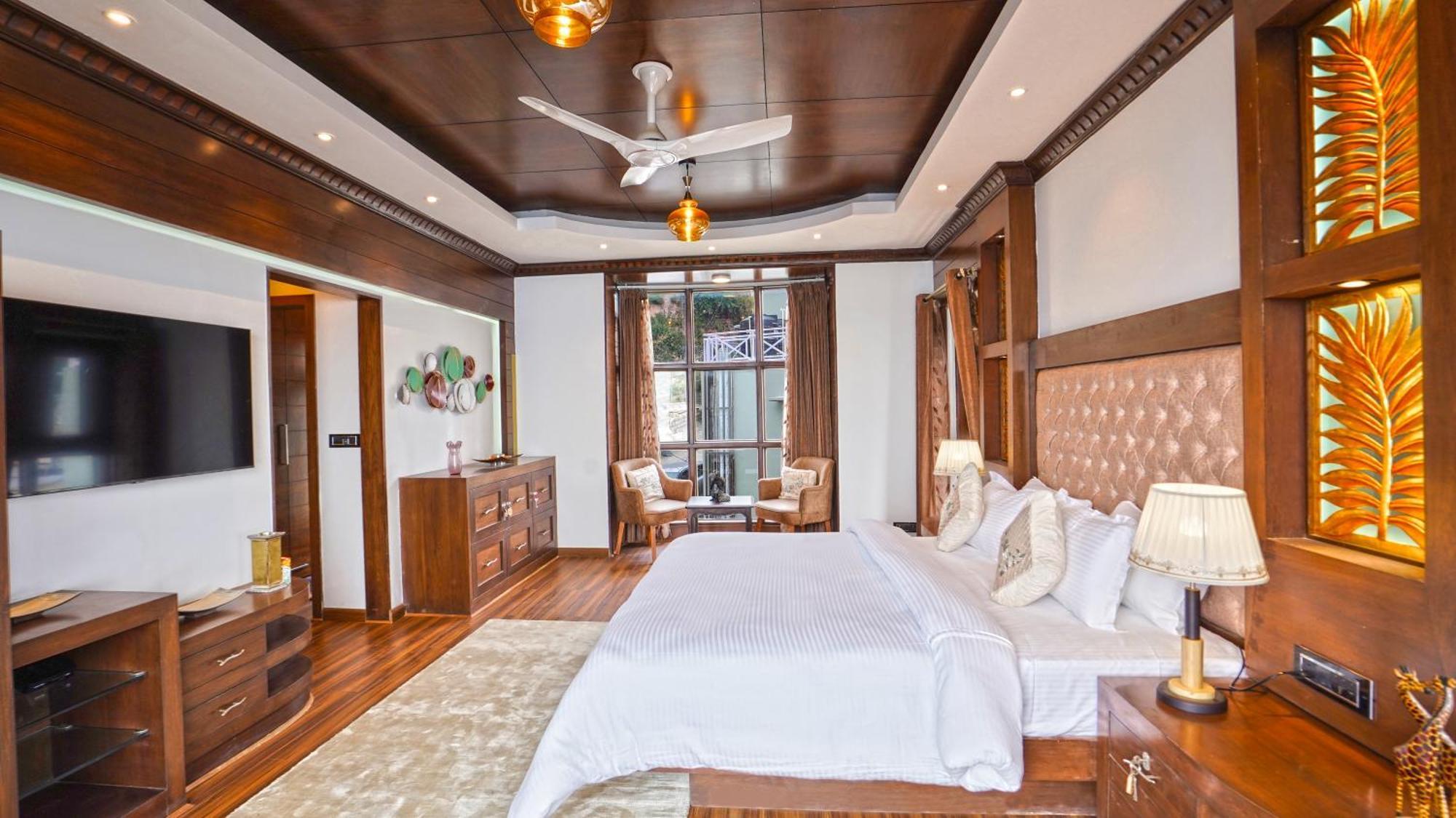 The Horizon Villa By Just Homestay 무소리에 외부 사진